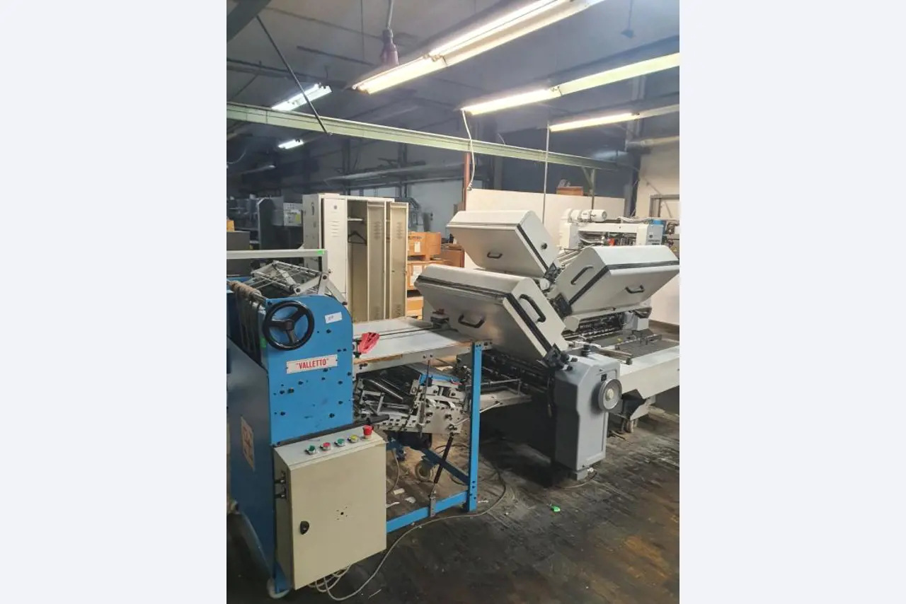 Sistemas y máquinas de producción para impresión y encuadernación-4